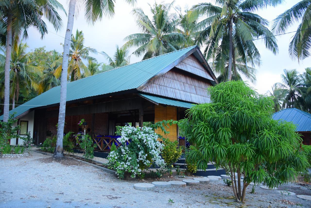 Padang  Sunari Beach Resort 2 מראה חיצוני תמונה