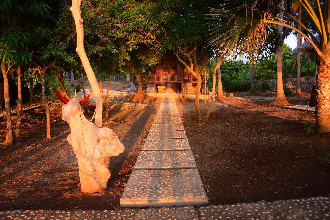 Padang  Sunari Beach Resort 2 מראה חיצוני תמונה