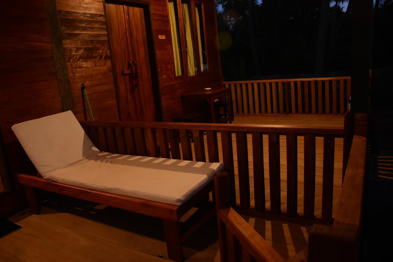 Padang  Sunari Beach Resort 2 מראה חיצוני תמונה